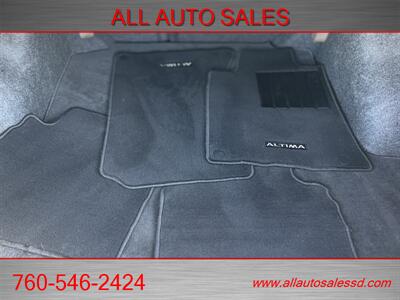 2021 Nissan Altima 2.0 SR   - Photo 19 - Escondido, CA 92029