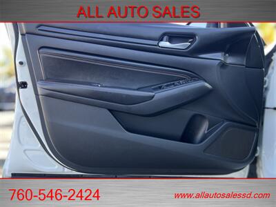2021 Nissan Altima 2.0 SR   - Photo 21 - Escondido, CA 92029