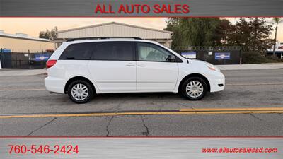 2007 Toyota Sienna LE 7-Passenger - Photo 9 - Escondido, CA 92029