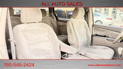 2007 Toyota Sienna LE 7-Passenger - Photo 17 - Escondido, CA 92029
