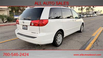 2007 Toyota Sienna LE 7-Passenger - Photo 8 - Escondido, CA 92029