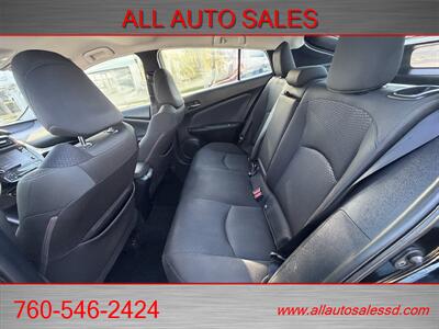 2021 Toyota Prius LE   - Photo 19 - Escondido, CA 92029