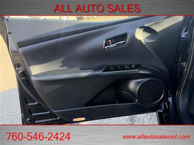 2021 Toyota Prius LE   - Photo 24 - Escondido, CA 92029