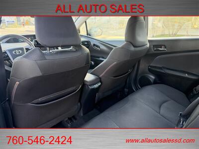 2021 Toyota Prius LE   - Photo 21 - Escondido, CA 92029