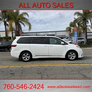 2020 Toyota Sienna LE 8-Passenger   - Photo 7 - Escondido, CA 92029