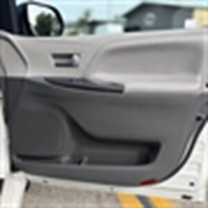 2020 Toyota Sienna LE 8-Passenger   - Photo 25 - Escondido, CA 92029