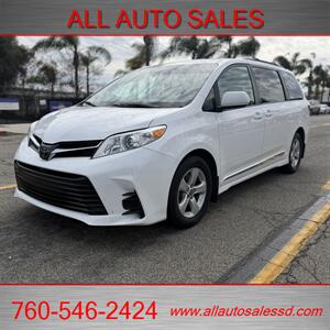 2020 Toyota Sienna LE 8-Passenger   - Photo 3 - Escondido, CA 92029