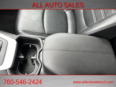 2022 Toyota RAV4 XLE Premium   - Photo 24 - Escondido, CA 92029