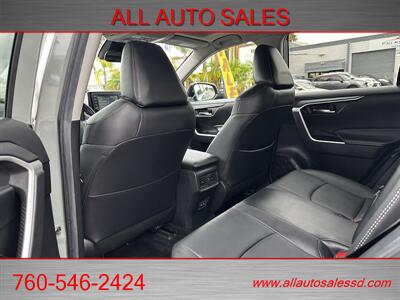 2022 Toyota RAV4 XLE Premium   - Photo 29 - Escondido, CA 92029