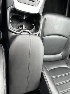 2022 Toyota RAV4 XLE Premium   - Photo 27 - Escondido, CA 92029