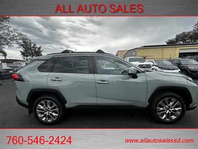2022 Toyota RAV4 XLE Premium   - Photo 15 - Escondido, CA 92029