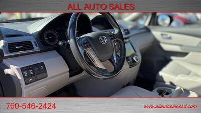 2016 Honda Odyssey EX-L w/Navi - Photo 14 - Escondido, CA 92029