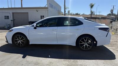 2023 Toyota Camry SE   - Photo 10 - Escondido, CA 92029