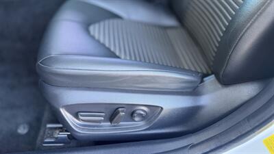 2023 Toyota Camry SE   - Photo 20 - Escondido, CA 92029