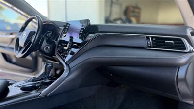 2023 Toyota Camry SE   - Photo 30 - Escondido, CA 92029