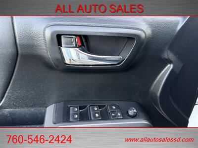 2021 Toyota Tacoma TRD Off-Road - Photo 12 - Escondido, CA 92029