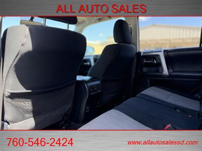 2019 Toyota 4Runner SR5   - Photo 24 - Escondido, CA 92029