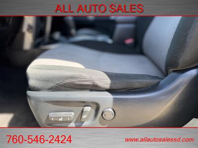 2019 Toyota 4Runner SR5   - Photo 18 - Escondido, CA 92029