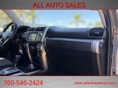 2019 Toyota 4Runner SR5   - Photo 30 - Escondido, CA 92029