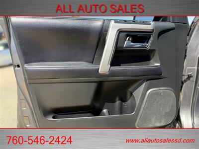 2019 Toyota 4Runner SR5   - Photo 31 - Escondido, CA 92029