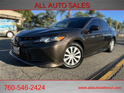 2019 Toyota Camry Hybrid LE   - Photo 1 - Escondido, CA 92029