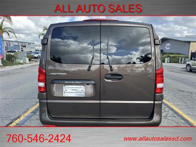 2016 Mercedes-Benz Metris Passenger   - Photo 8 - Escondido, CA 92029