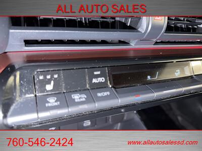 2024 Toyota Prius Prime XSE   - Photo 18 - Escondido, CA 92029