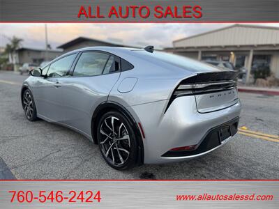 2024 Toyota Prius Prime XSE   - Photo 8 - Escondido, CA 92029