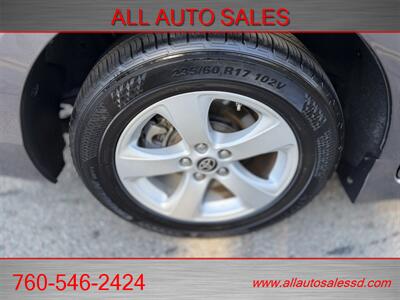 2020 Toyota Sienna LE 8-Passenger   - Photo 33 - Escondido, CA 92029