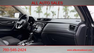 2020 Nissan Rogue SL - Photo 13 - Escondido, CA 92029