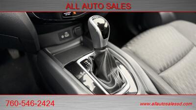 2020 Nissan Rogue SL - Photo 14 - Escondido, CA 92029
