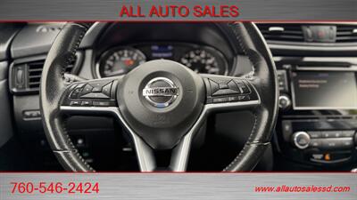 2020 Nissan Rogue SL - Photo 11 - Escondido, CA 92029