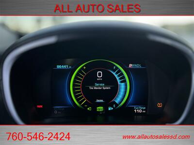 2017 Chevrolet Volt LT   - Photo 12 - Escondido, CA 92029
