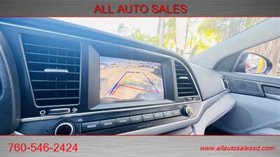 2018 Hyundai ELANTRA SEL   - Photo 15 - Escondido, CA 92029