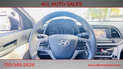 2018 Hyundai ELANTRA SEL   - Photo 13 - Escondido, CA 92029