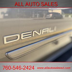 2005 GMC Envoy XL Denali   - Photo 8 - Escondido, CA 92029