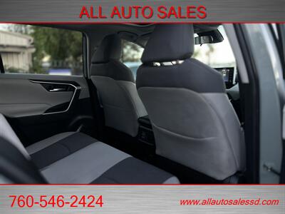 2020 Toyota RAV4 XLE   - Photo 23 - Escondido, CA 92029