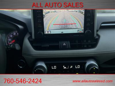 2020 Toyota RAV4 XLE   - Photo 13 - Escondido, CA 92029