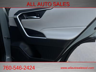 2020 Toyota RAV4 XLE   - Photo 33 - Escondido, CA 92029