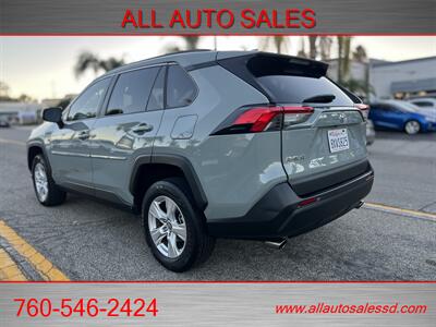 2020 Toyota RAV4 XLE   - Photo 7 - Escondido, CA 92029