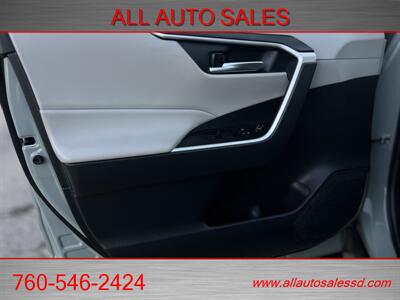 2020 Toyota RAV4 XLE   - Photo 34 - Escondido, CA 92029
