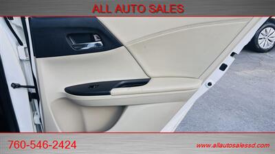 2013 Honda Accord EX-L w/Navi   - Photo 31 - Escondido, CA 92029