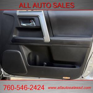 2017 Toyota 4Runner SR5 Premium   - Photo 29 - Escondido, CA 92029