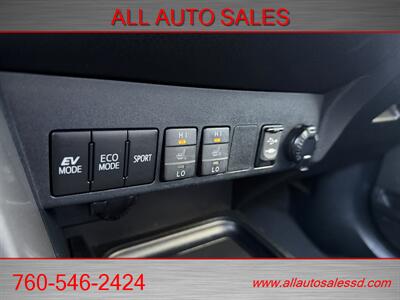 2018 Toyota RAV4 Hybrid Limited   - Photo 22 - Escondido, CA 92029