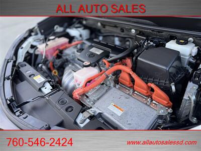 2018 Toyota RAV4 Hybrid Limited   - Photo 47 - Escondido, CA 92029