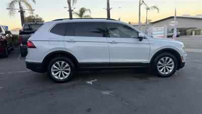 2018 Volkswagen Tiguan 2.0T SE - Photo 9 - Escondido, CA 92029