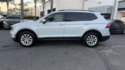 2018 Volkswagen Tiguan 2.0T SE - Photo 8 - Escondido, CA 92029