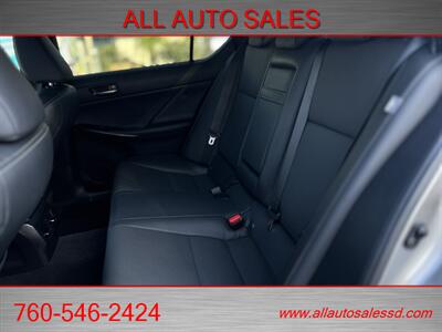 2021 Lexus IS 300   - Photo 29 - Escondido, CA 92029
