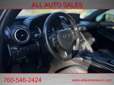 2021 Lexus IS 300   - Photo 23 - Escondido, CA 92029
