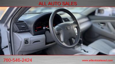 2009 Toyota Camry LE   - Photo 13 - Escondido, CA 92029